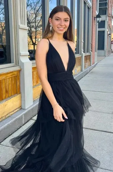 Black A-Line Deep V Neck Tulle Long Prom Dress,DP1403