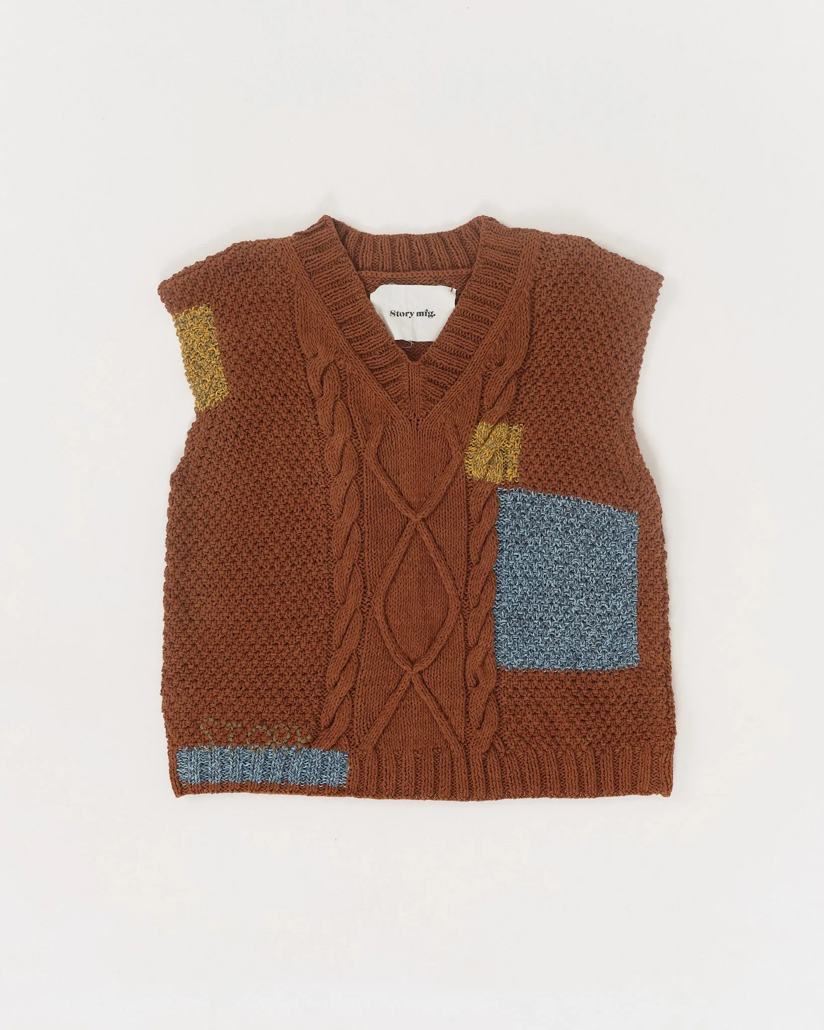 Cable Knit Vest - Brown Darn-Knit