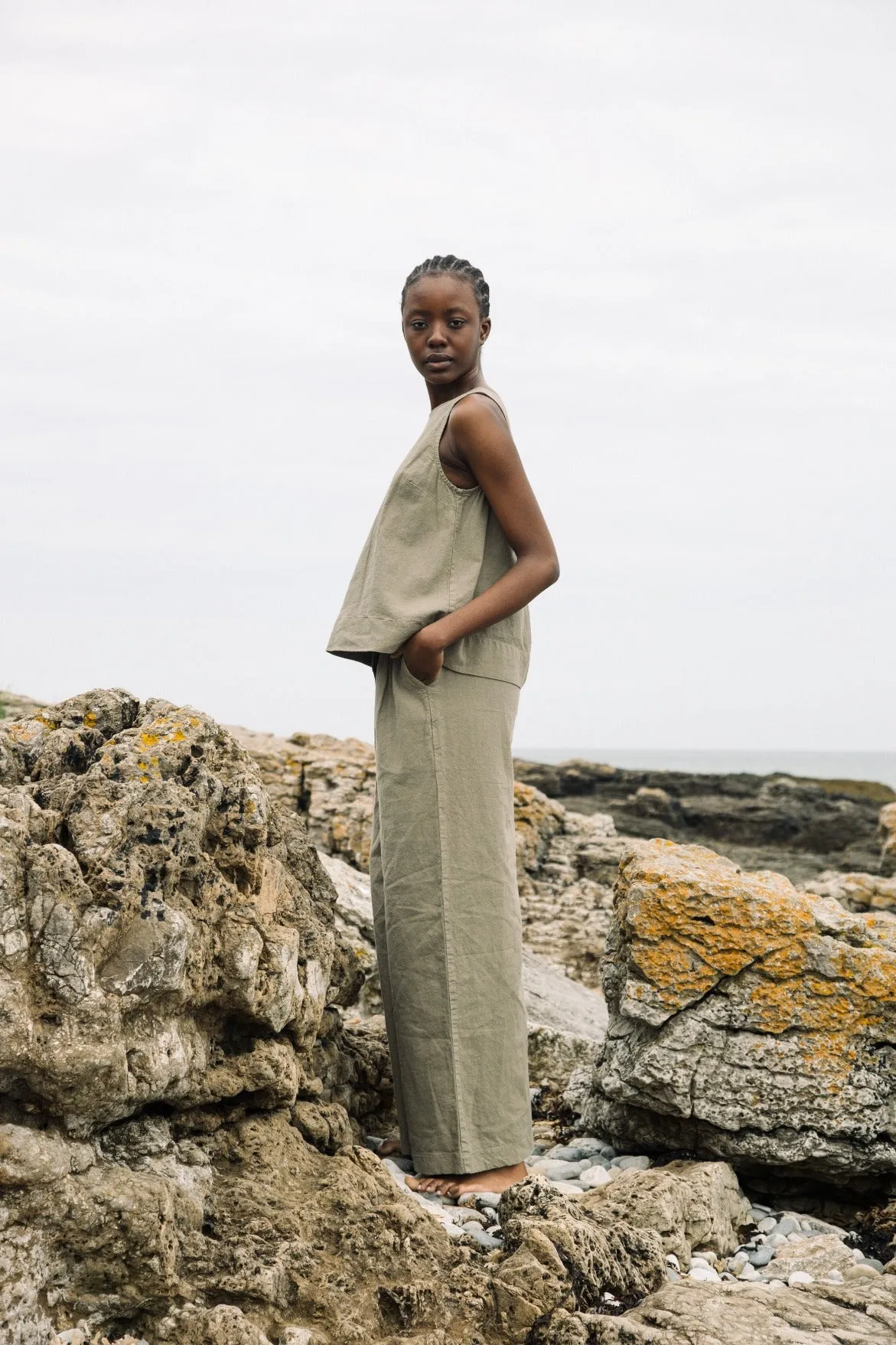 Effi Cotton Linen Vest in Khaki