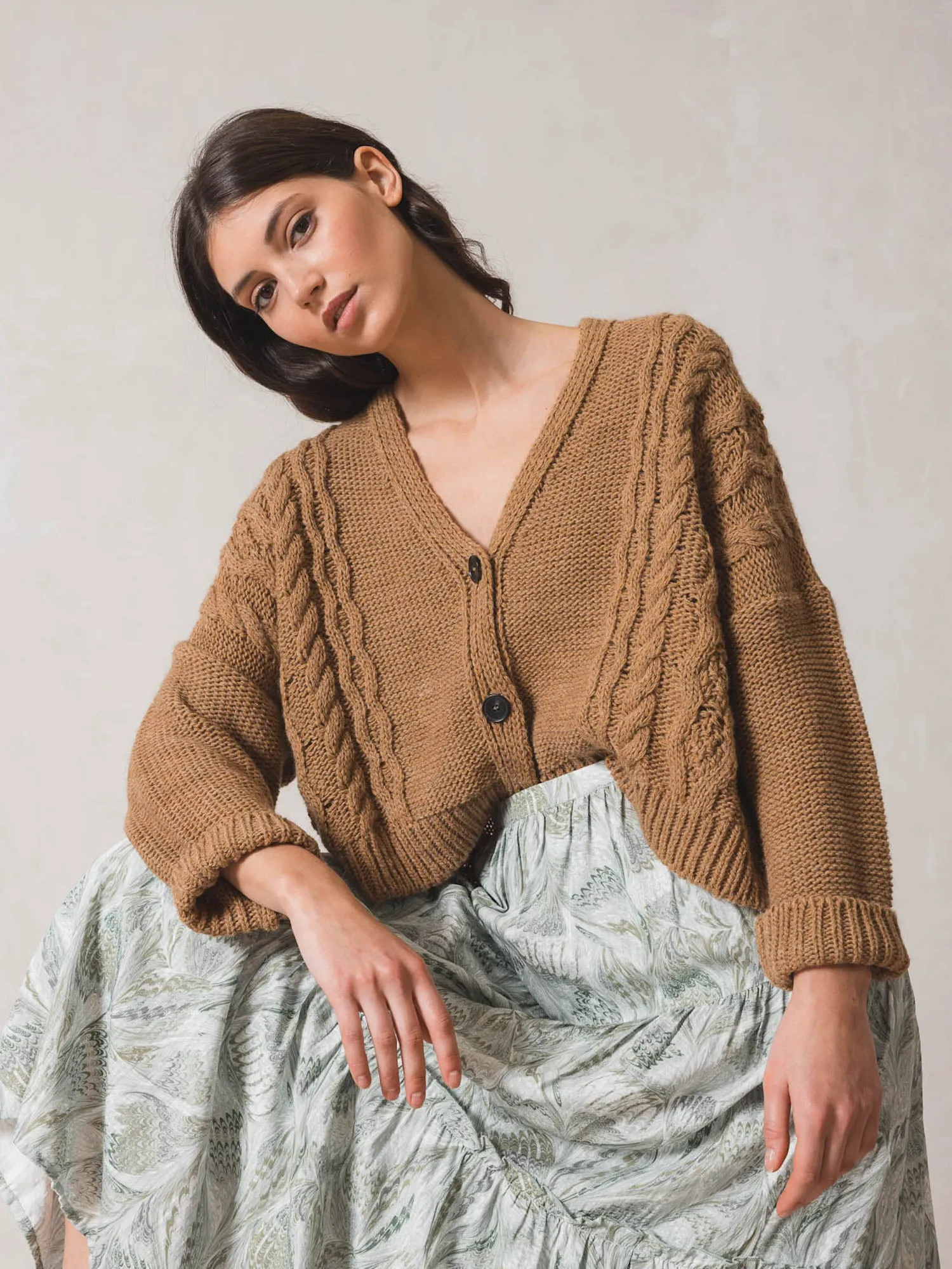 INDI & COLD Cardigan Camel