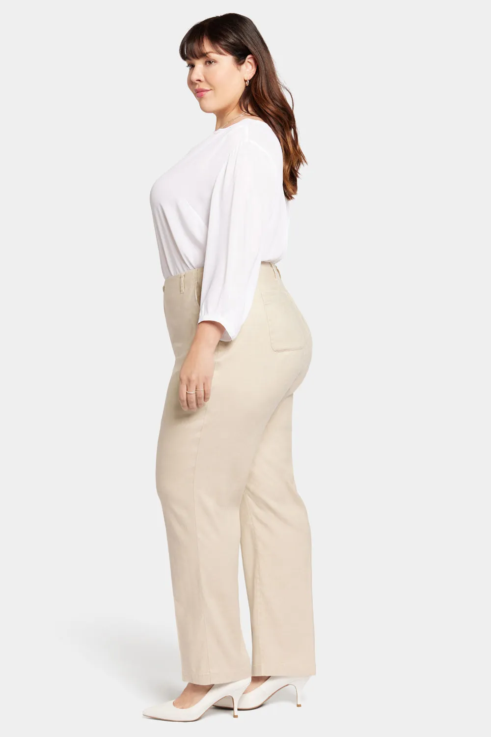 Marilyn Straight Pants In Plus Size - Feather