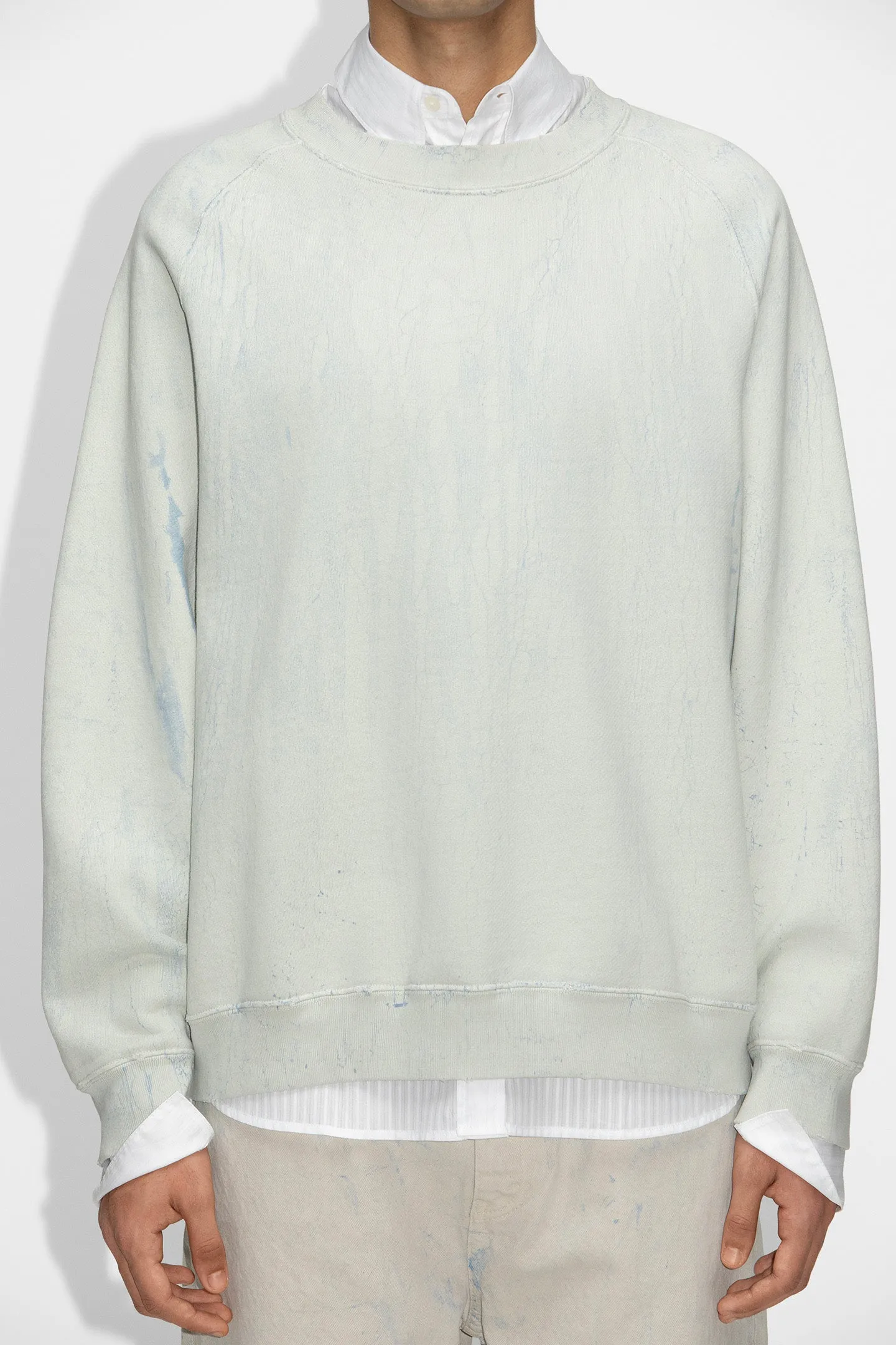 Raglan Sleeve Sweatshirt